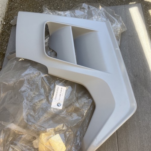 Flanc carenage gauche bmw - flanc,