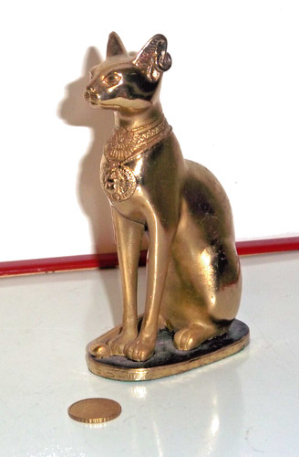 Statuette en metal - 13,5, cm