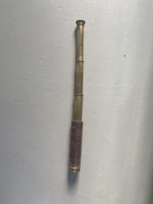 longue vue ancienne En Laiton