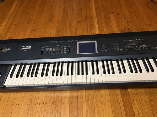 Korg triton extreme - korg,