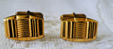 Boutons de manchette anciens