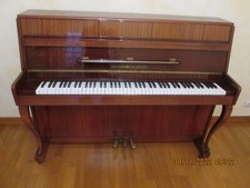 Piano  droit Hoffmann et Kuhn