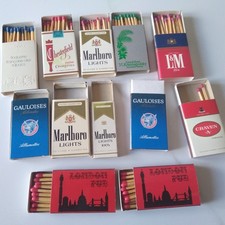 LOT DE 12 PETITES BOITES