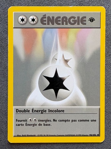 Carte pokemon double énergie - carte,
