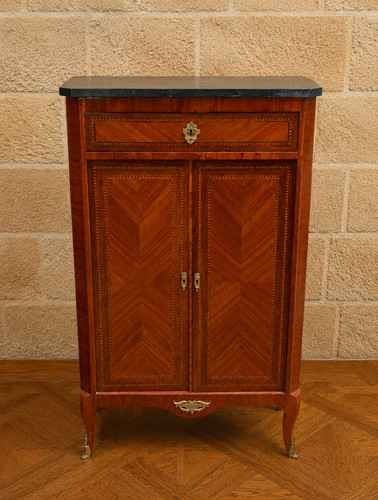 Cabinet meuble d - /,
