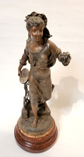 Statue régule signée - en,