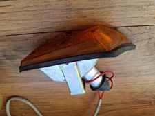 Clignotant avant droit citroen Dyane ( Yorka licence Seima )