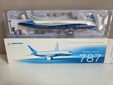 Hogan Wings 1/200 Boeing 787-8