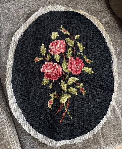Ancienne broderie petit point - ancienne,