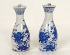 Paire petits vases pots porcelaine chinoise blanc-bleu fleurs Chine XVIIIè