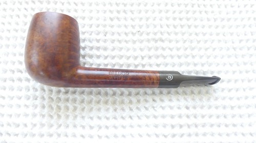Belle pipe neuve droite la - pipe, de