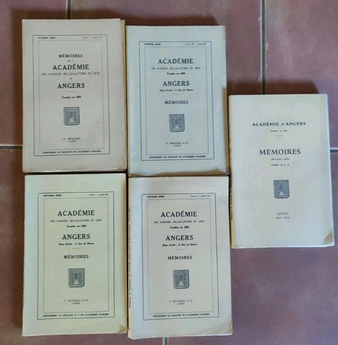 Lot livres mémoires - livres,