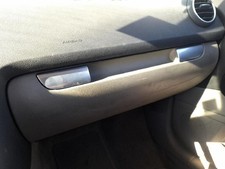 8P1857035P6PS boîte a gants