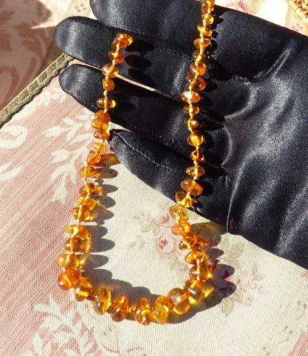 Ancien petit collier - ancien, ambre