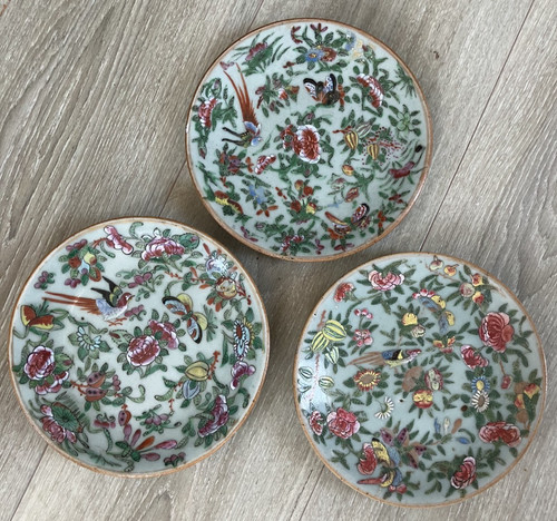 Lot petites assiettes - lot,