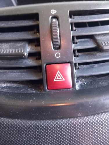 Bouton warning peugeot 206 - de, 206+