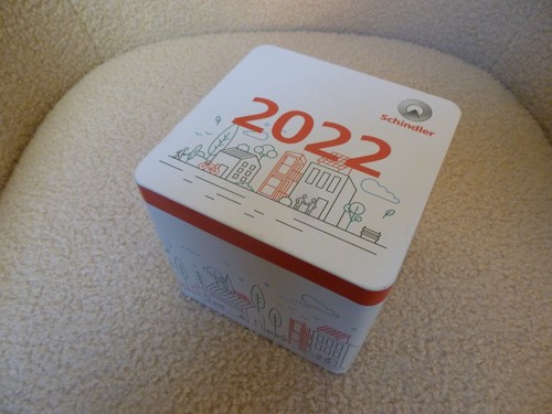 Ancienne boite gâteaux en - ancienne,