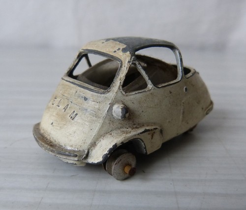 Véhicule miniature quiralu - miniature#,
