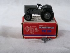 Massey Fergusson Powerpart TE20 tractor tracteur charrue en boîte rare 1/43