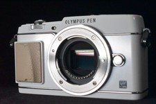 [US Duty Paid] Olympus PEN E-P5 White Body Wifi Digital Camera Japan 8226