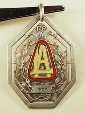 MEDAILLE DECORATION ANCIENNE