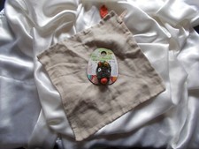 Doudou loup, carré lange