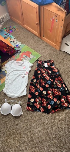 Lot maternity clothes size - of,