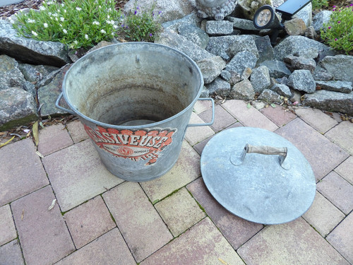 Ancienne lessiveuse - , en