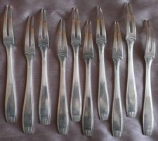 CHRISTOFLE : 10 fourchettes à
