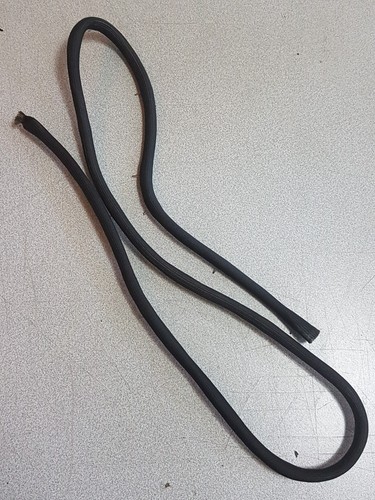 Joint contours porte four