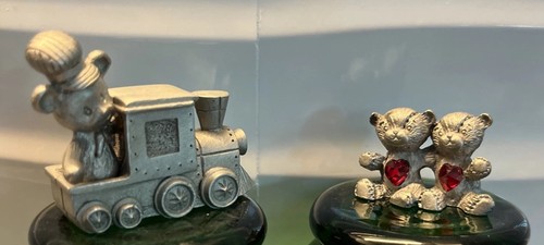 Lot pewter figurines - of,