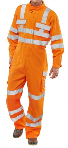 Combinaison orange haute
