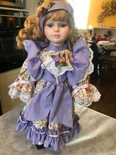 ANCIENNE POUPEE PORCELAINE