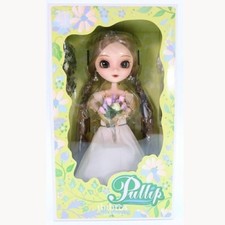 Pullip Doll Figure Blanche