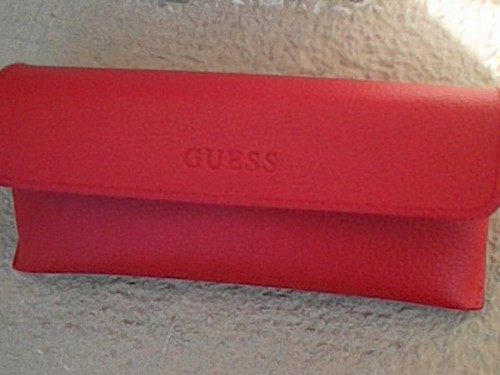 Etui lunettes rouge guess - lunettes,