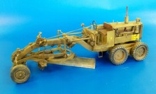 Plus model caterpillar - plus,