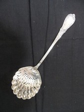 CUILLERE SAUPOUDREUSE A SUCRE