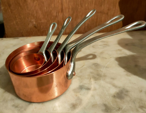 Anciennes casseroles en - anciennes,