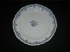 Superbe plat en céramique XVIIIeme Moustiers Bérain, Clérissy, Fouque, Olérys ?