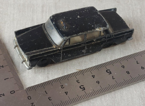 Ancienne petite voiture taxi - ancienne,
