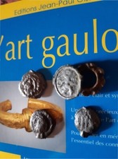 4 potins gaulois et une rouelle. Monnaies gauloises.