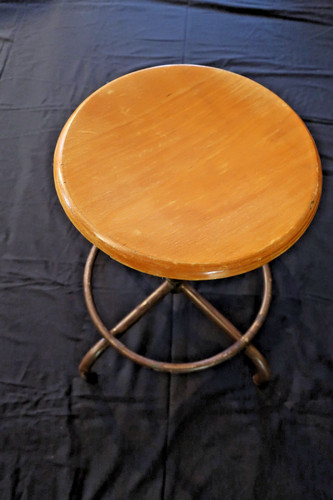 Ancien siège métier tabouret