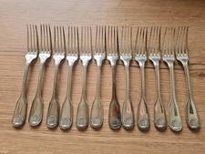 Christofle.  ménagère 12 Fourchettes  en métal argenté modèle coquille vendôme