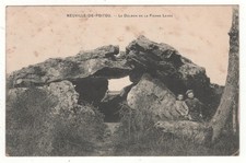 CPA 86 - NEUVILLE-DE-POITOU : DOLMEN DE LA PIERRE LEVÉE (VIENNE) ÉCRITE