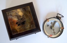 Boussole en laiton avec boite