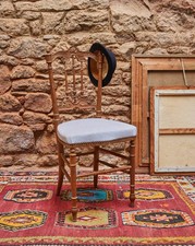 Claude, la chaise de style