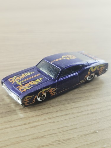 Voiture miniature hot wheels - voiture,