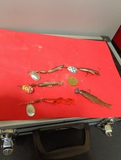 5  ancien leurre poisson