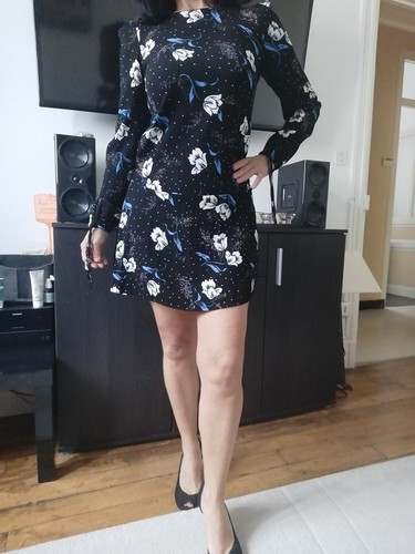 Robe fluide mini noire bleue