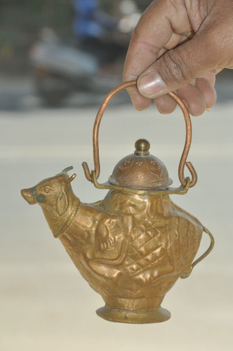Vase eau sacrée cuivre - À,